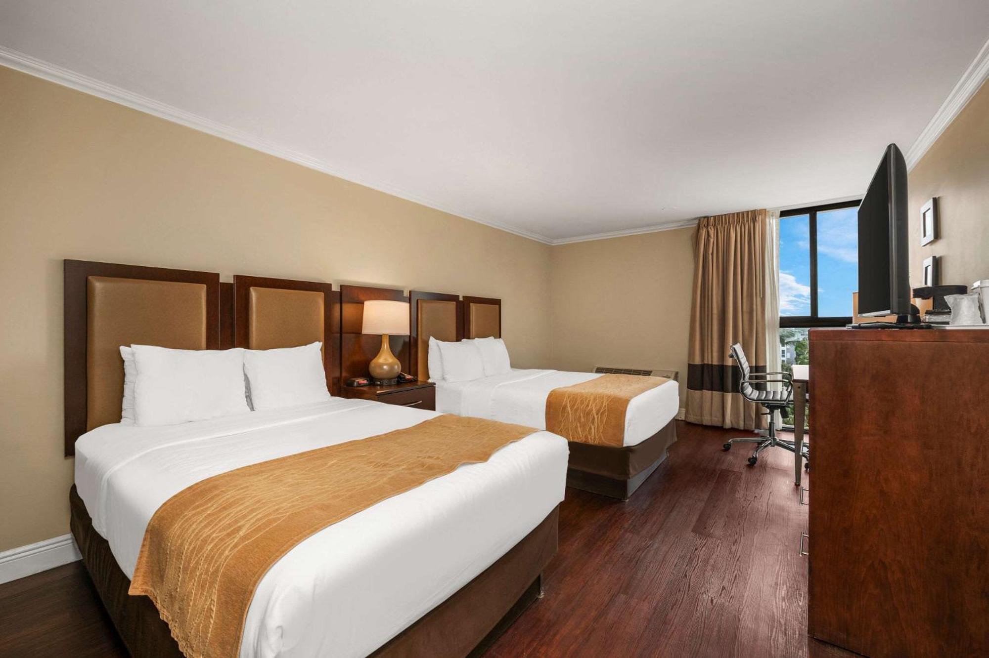 Comfort Inn Oceanside Deerfield Beach Exterior foto
